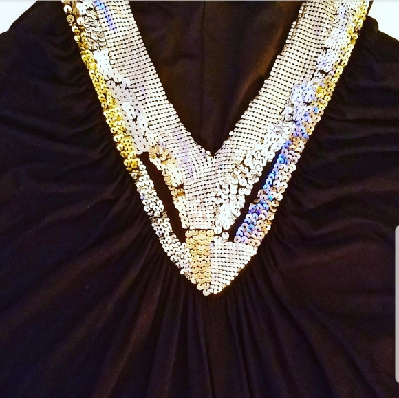 Bebe Sexy Sequin V-neck Dress/Tunic - Picture 2 of 8